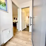 Stylisches Mit Balkon Und Privatem Stellplatz Fuer Bis Zu 4 Personen Nur Wenige Minuten Von Der Innenstadt & Mosel Entfernt *